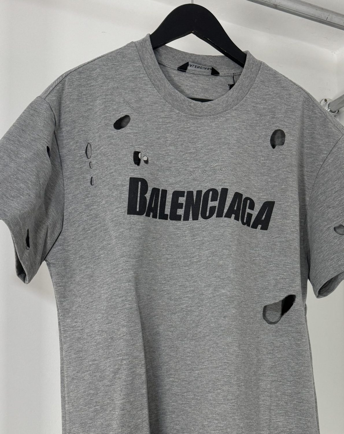 Balenciaga Grey T-shirt – תמונה 4