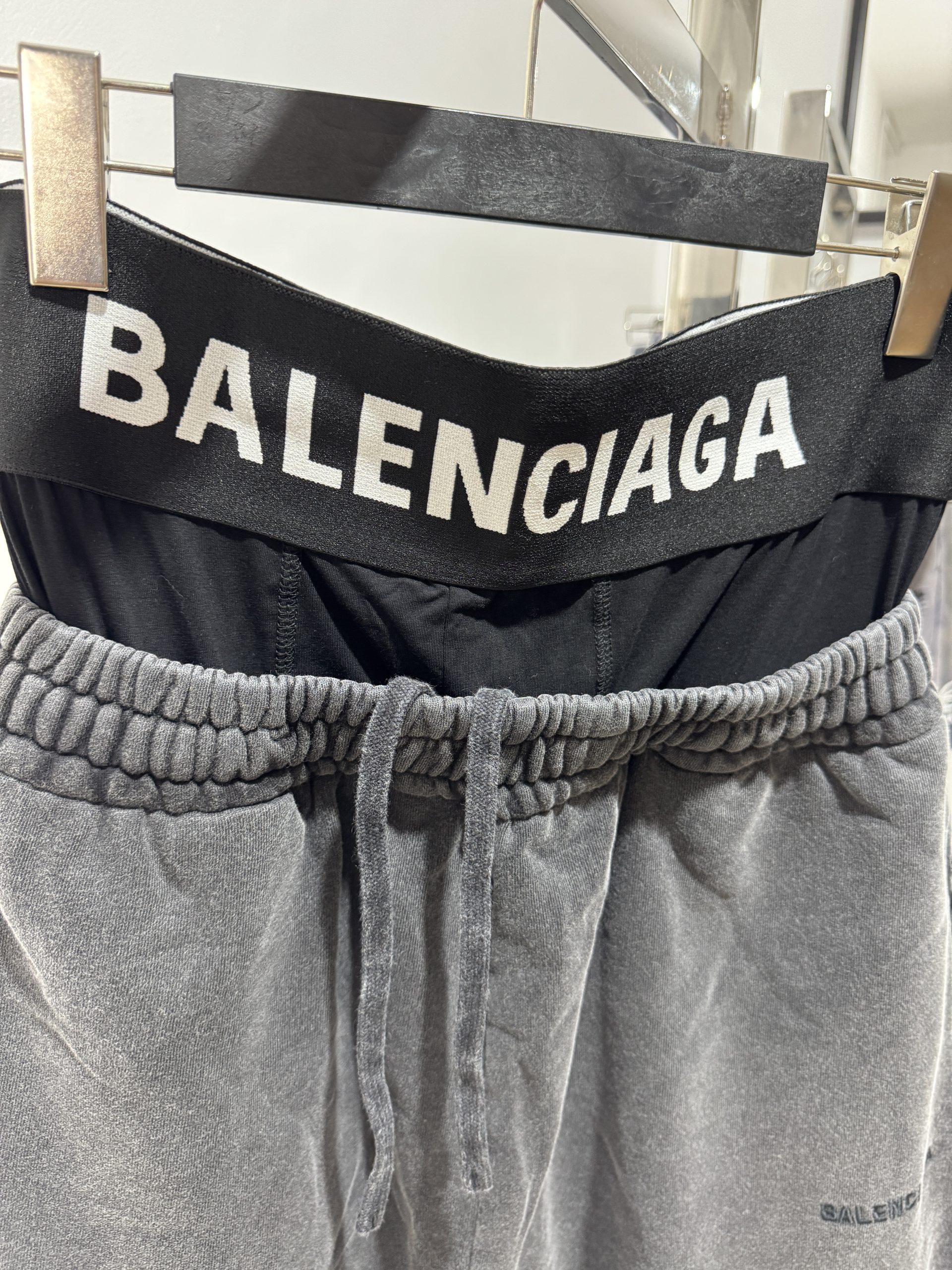 balenciaga short – תמונה 5