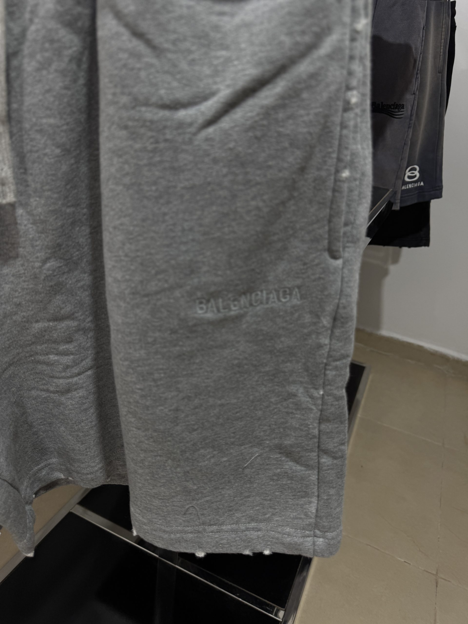 balenciaga short – תמונה 6