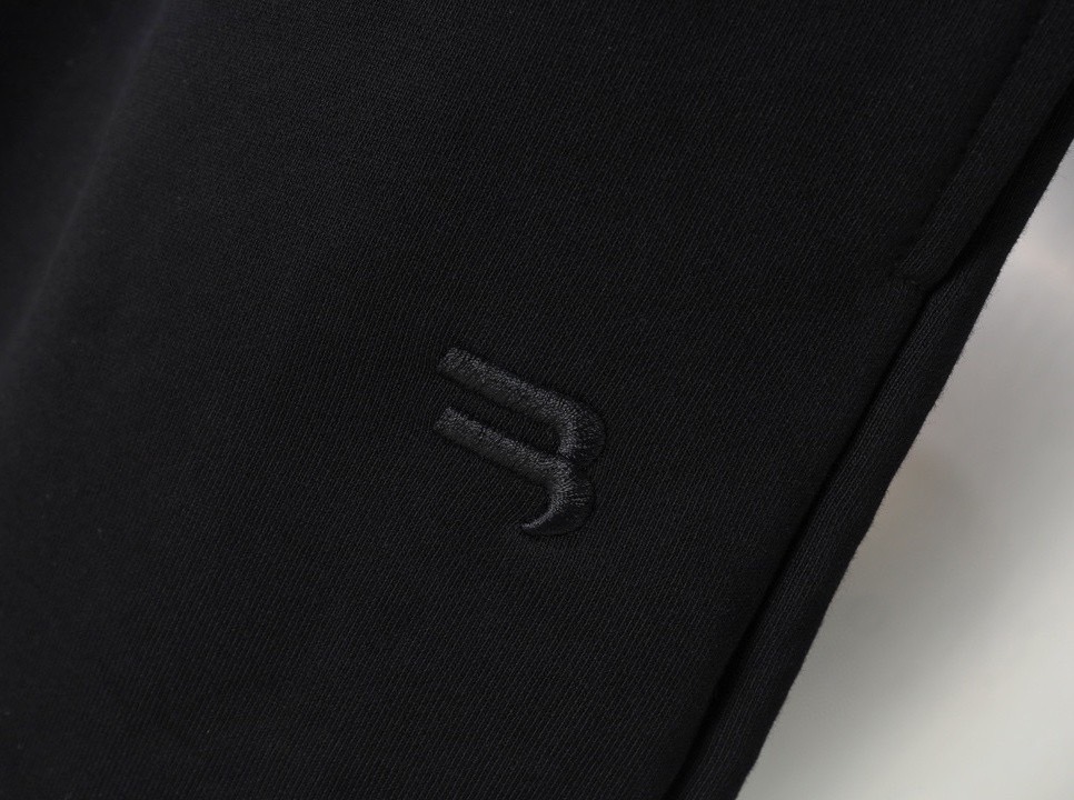 balenciaga short – תמונה 5
