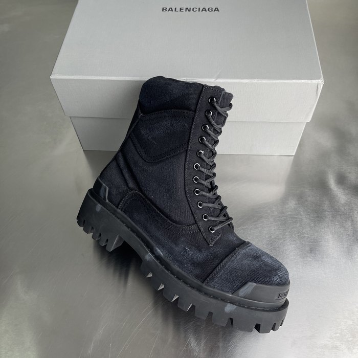 Balenciaga Strike Lace-Up Boots – תמונה 8