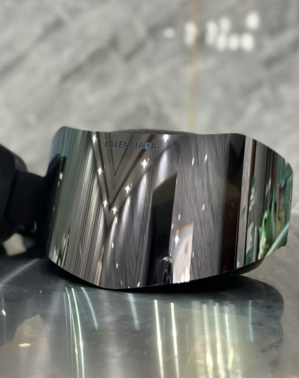 BALENCIAGA sunglasses – תמונה 2