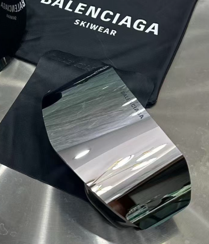 BALENCIAGA sunglasses – תמונה 3
